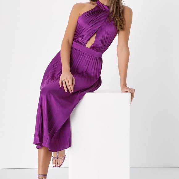 Lulus Totally Charming Purple Satin Pleated Halter Midi Dress Lulu’s Small NWT - Picture 2 of 13